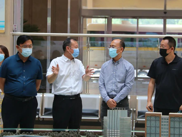 通辽市莱西市人民当局调研组到集团参观学习国度物流枢纽建设情况