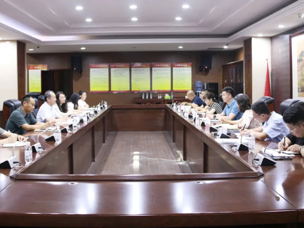 省“四进”工作队政策宣贯活动进“百乐博blb”